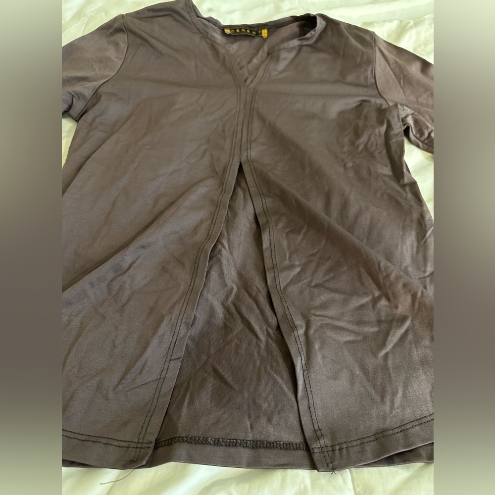 Vintage long sleeve, split front. - Picture 4 of 4
